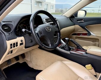 Lexus IS220d NAVI / Keyless / Xenon - 10