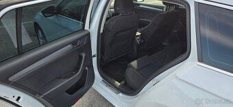 Škoda Superb kombi 2,0TDI 140kW Style 3/2017-125.000km - 10