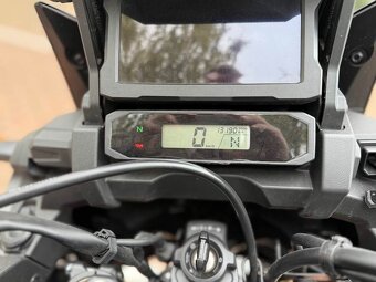 predám Honda Afrika Twin 2023 CRF 1100D2 - 10