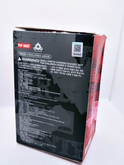 č.1 🐼POP MART SKULLPANDA plyšová panenka , přívěsek PARTITA - 10