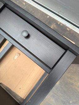 Posteľ a nočné stolíky HEMNES - 10