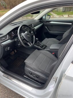 Skoda Superb Combi 2.0TDI DSG - 10