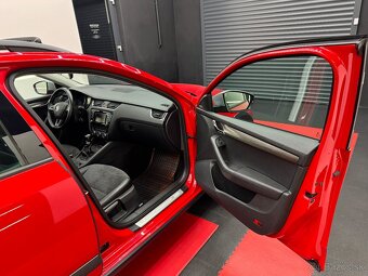 Škoda Octavia COMBI 2.0Tdi 110kw SCOUT+Led+Panorama - 10