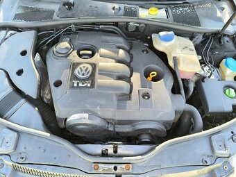 Volkswagen Passat Variant B 5,5 rok 2004 1,9 TDI 96kw - 10