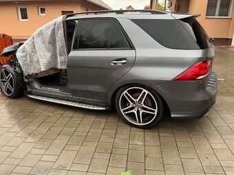 Mercedes Benz Ml166 - 10