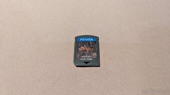 PS Vita hry: Uncharted, Gravity Rush a Soul Sacrifice (JP) - 10