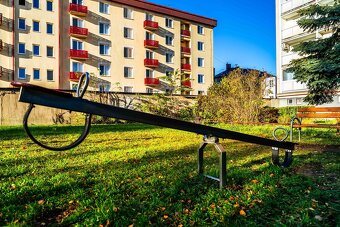 PALKOVIČOVA-2 izbový byt, pôvodný stav, nádherné výhľady - 10