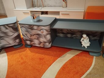 Nočné stolíky +zrkadlo - 10