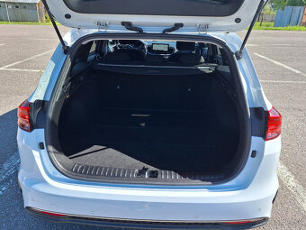 Kia Ceed SW - 10
