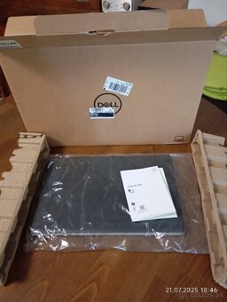 Dell Vostro 15 3515 - 10