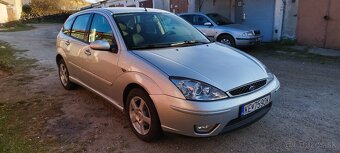 Ford Focus 1.8 TDCi Ghia - 10