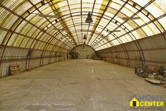 NA PREDAJ AREÁL S MUROVANOU HALOU, VÝROBNÝM PRIESTOROM, 6580 - 10