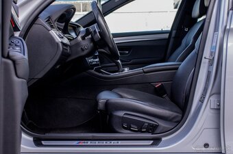 BMW Rad 5 M550d xDrive / HEADUP / PANO / ACC - 10