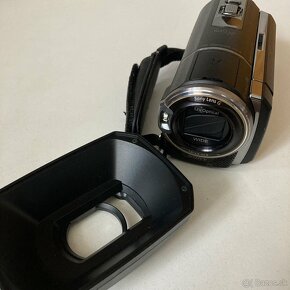 Sony HandyCam HDR-PJ580 - 10