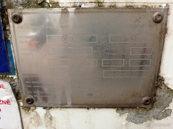 Predám cisternu Kässbohrer Kippsilo - 10