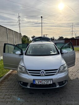 Volkswagen Golf Plus - 10