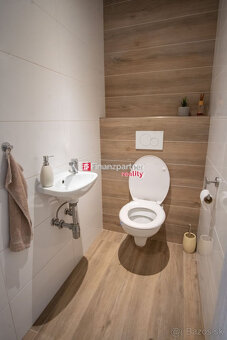 Samostatne stojaci 4izbový dom vo Viničnom zo spoločnou prís - 10