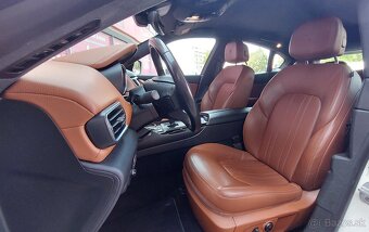 Maserati Levante 3.0D AT8 4x4 - 10