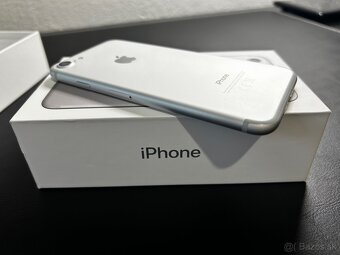 iPhone 7 Silver 32GB - 10