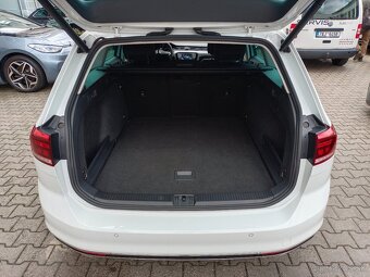 VW Passat B8 2.0TDI 110kW DSG R-Line - záruka Autodraft - 10