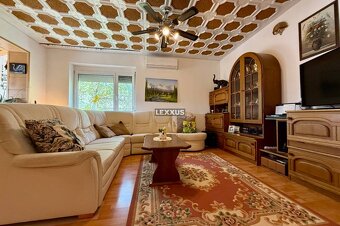 |7i izbový RD so záhradou Most pri Bratislave, pozemok 1133 - 10