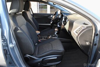 Kia ceed 1.6 crdi sw - 10