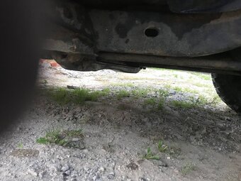 Mitsubishi Pajero - 10