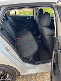 Škoda Scala 1.0 TSI 85kw (steel grey, virtual) - 10