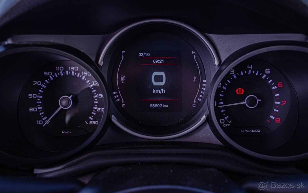 Fiat 500L Cross 1.6 LPG - 11