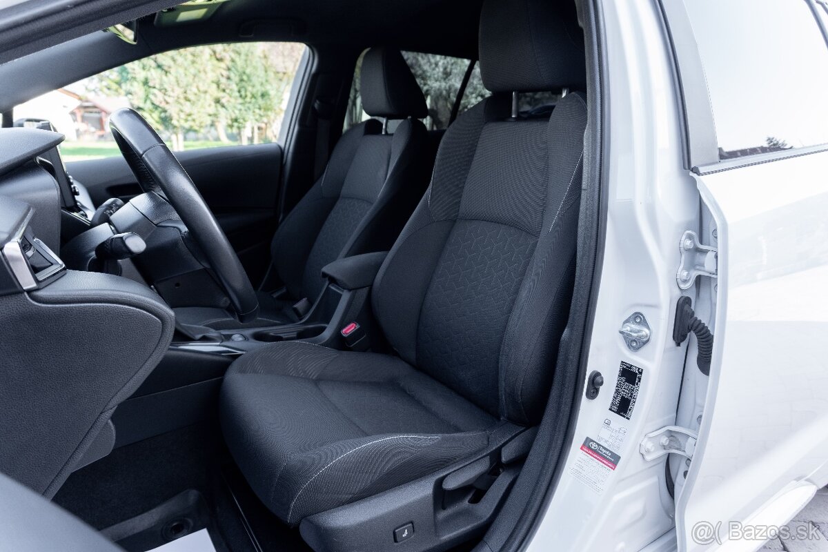 Toyota Corolla Combi 1.8 Hybrid - 11