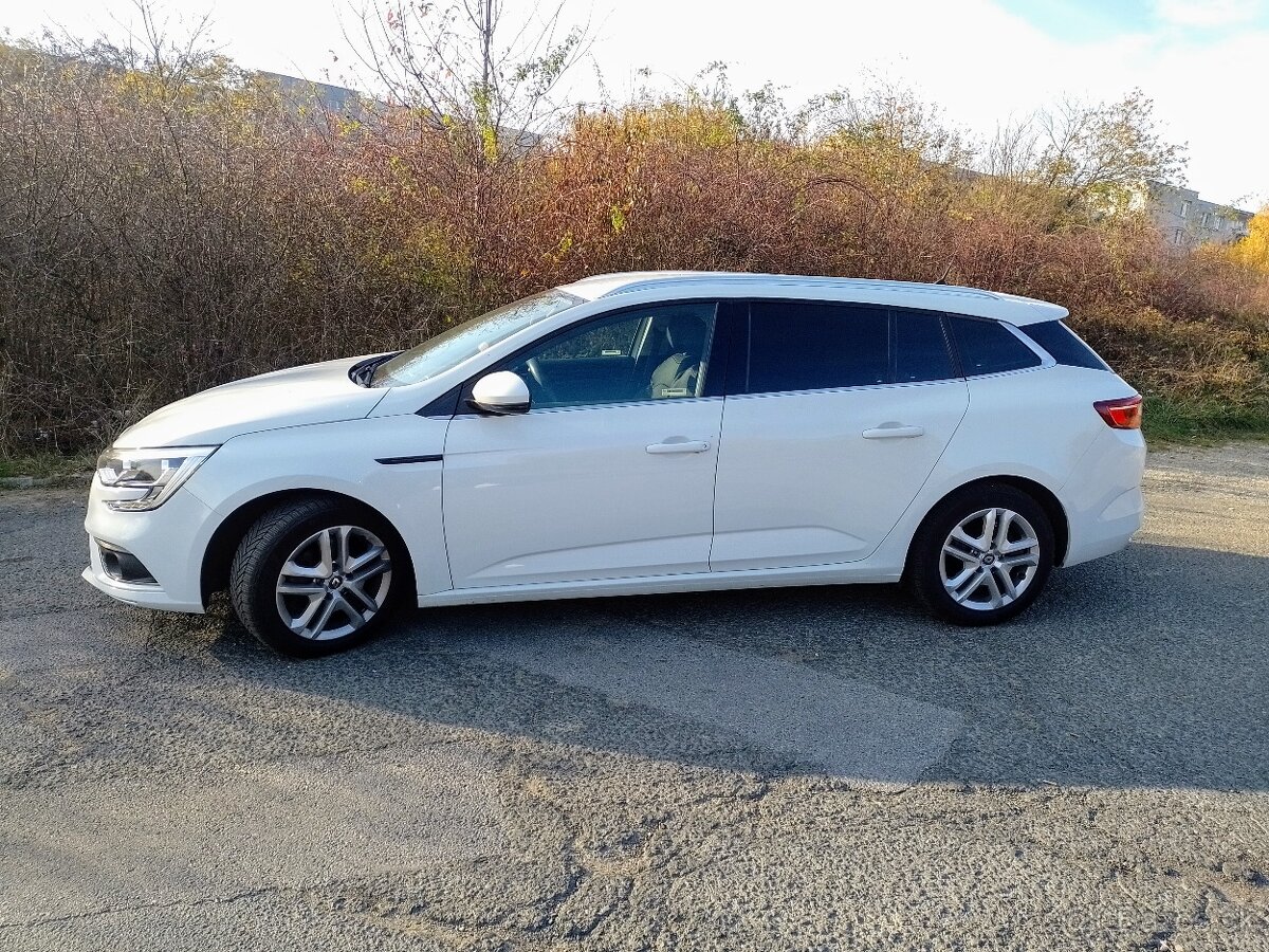 Renault Megane grandtour - 11