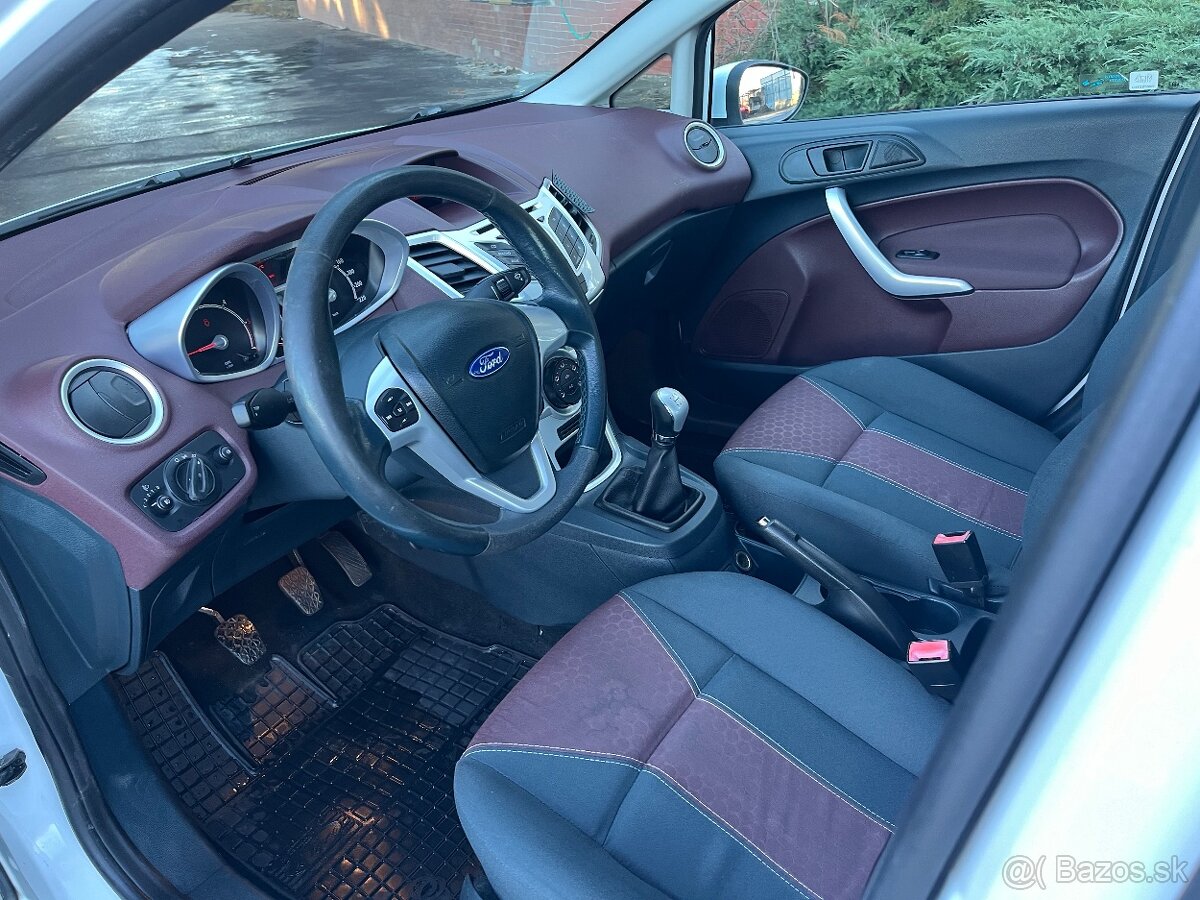 Ford Fiesta 1,4TDCI - 11