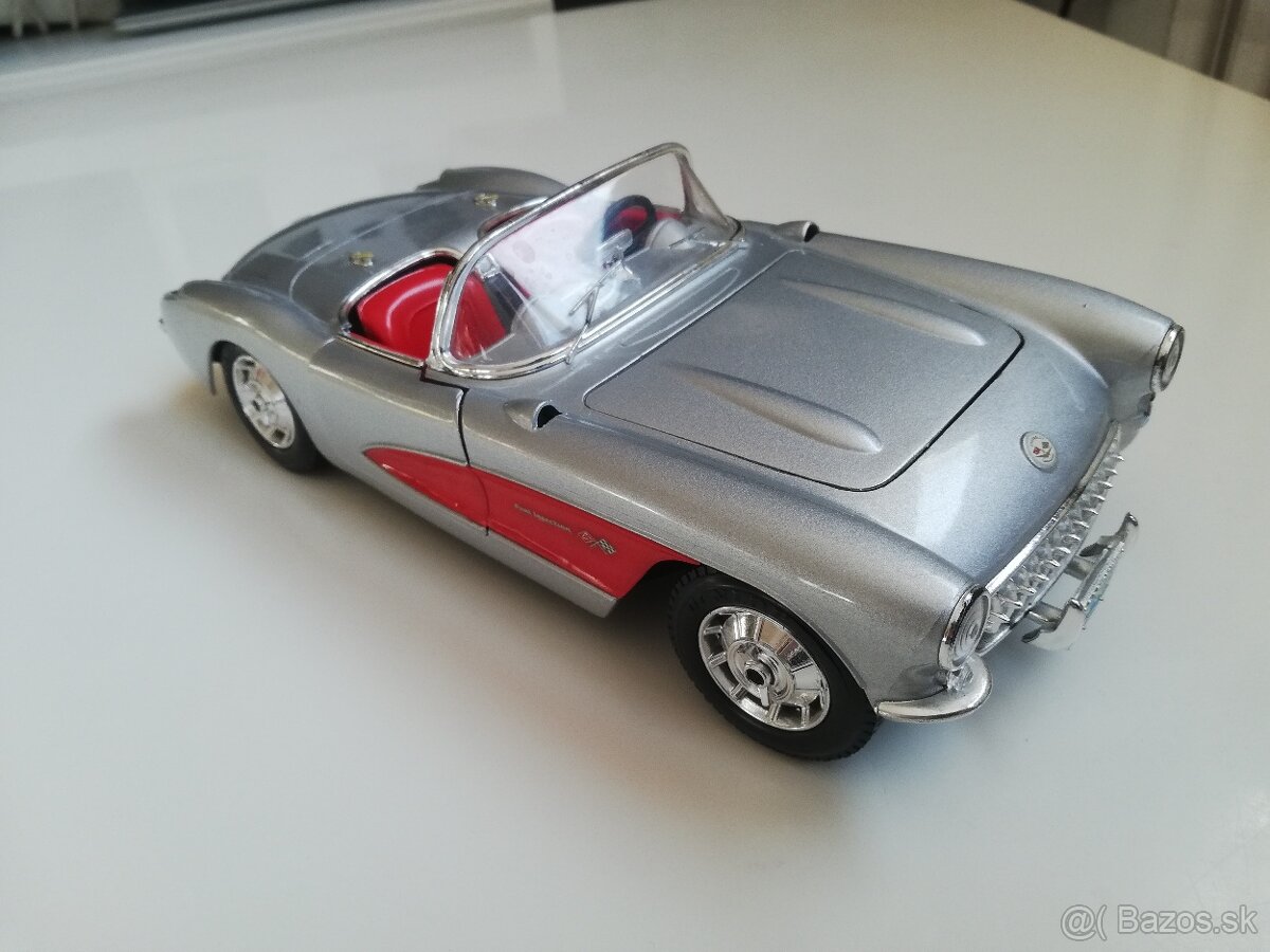 1:18 CHEVROLET Corvette , Bburago - 11