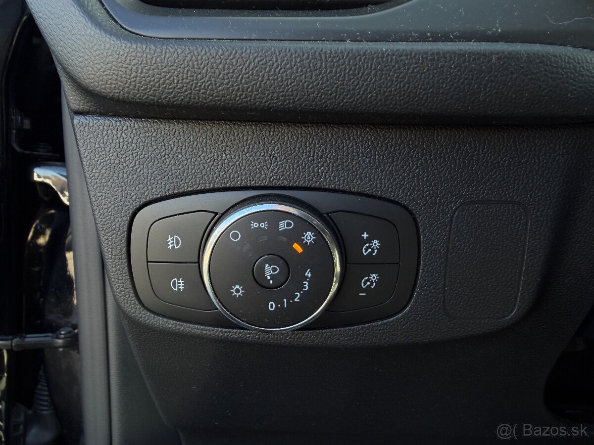 Ford Focus Kombi 1.5 EcoBlue Active A/T - 11