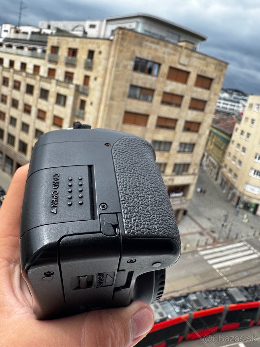 Predám Canon EOS 500D (telo) - 11