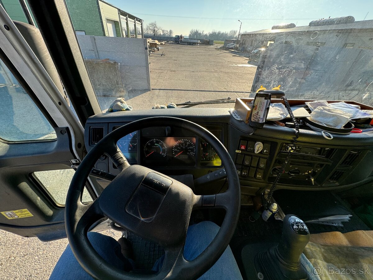 Volvo FH250 valník s rukou - 11