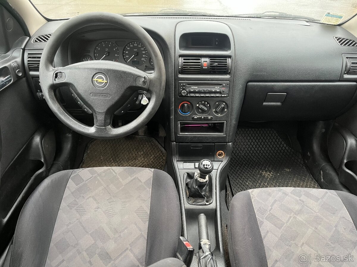 Opel Astra G combi 1,8 benzín - 11