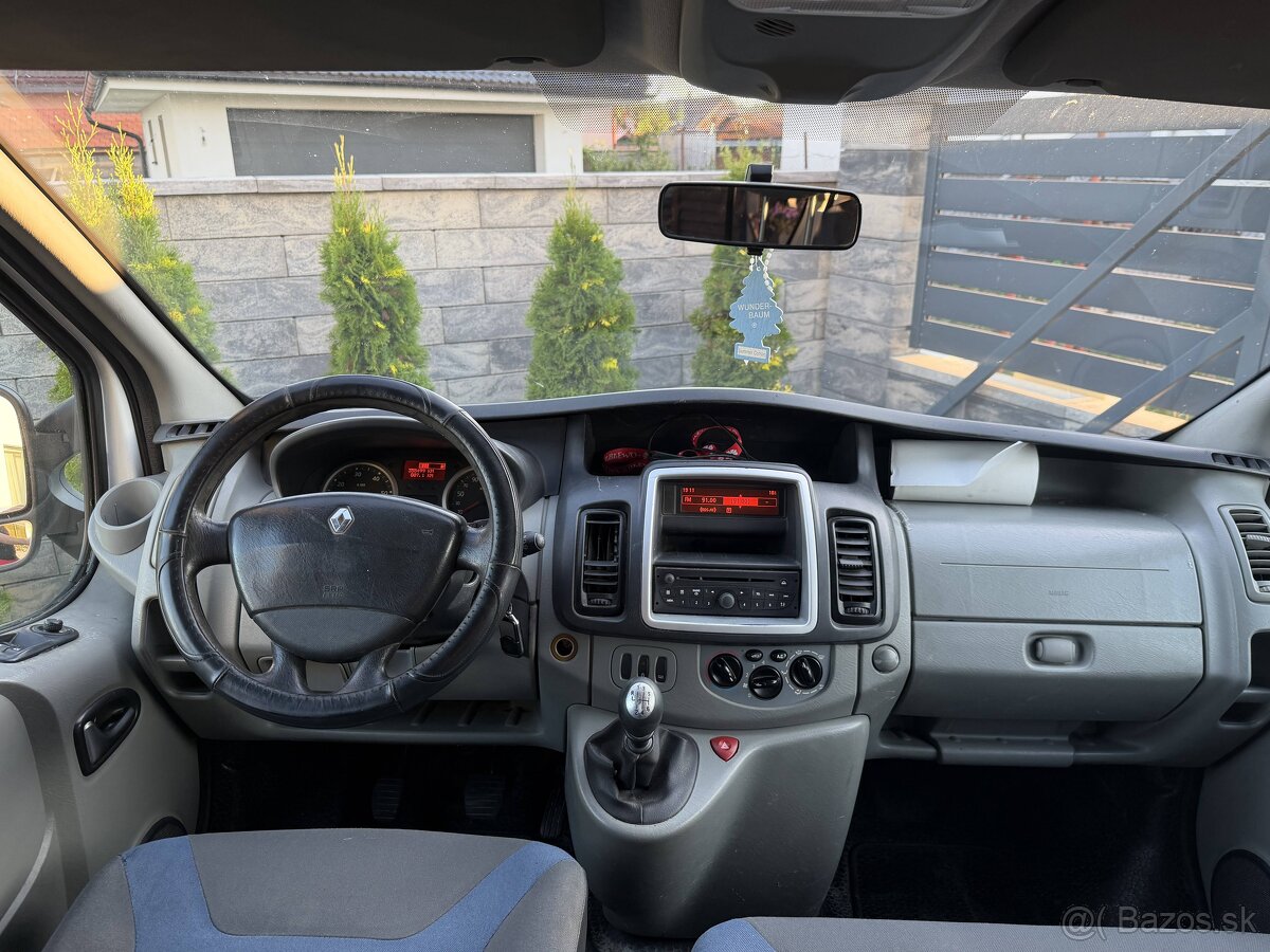 Renault Trafic Long 2.0 dCi 84kw L2 - 11