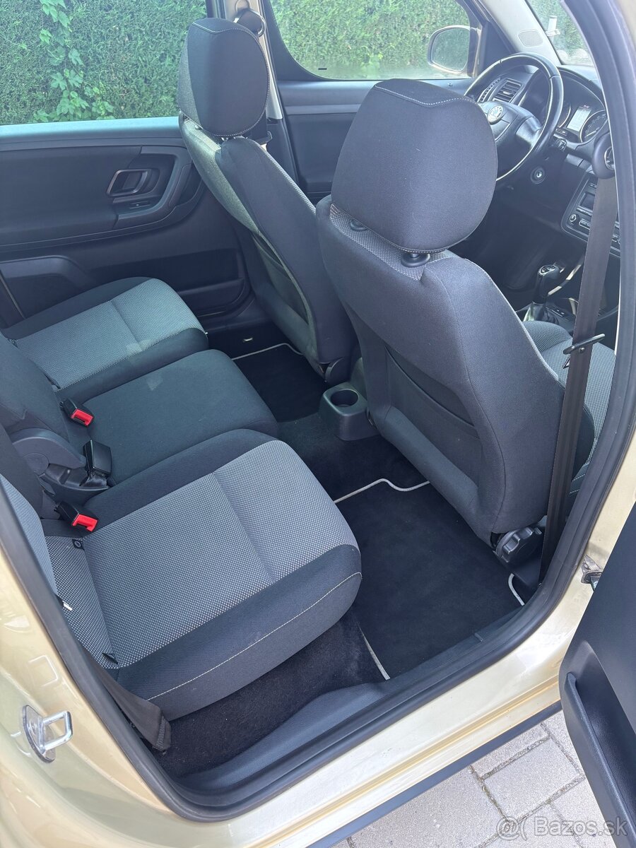 Škoda Roomster Scout 1.6TDI - 11