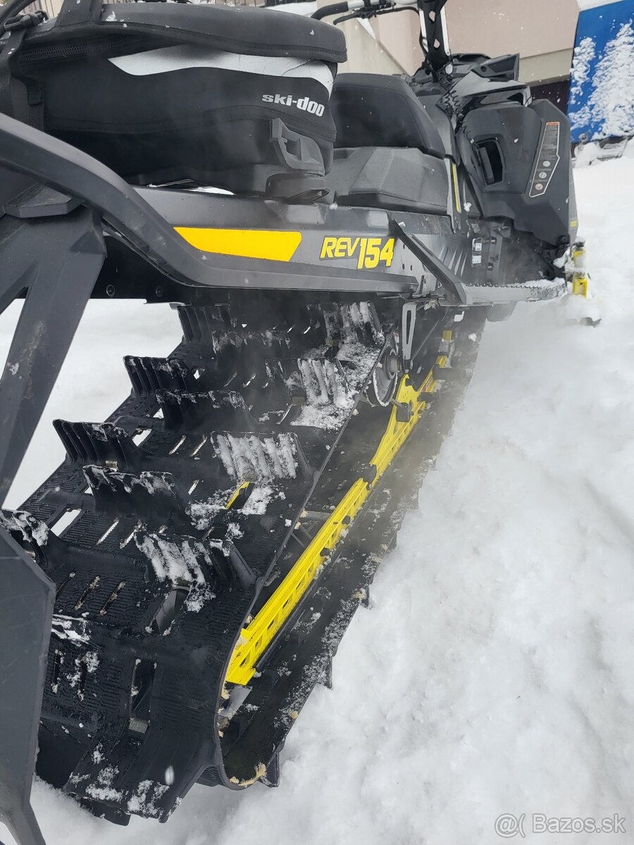 Ski doo summit E-TEK 850 154rev - 11
