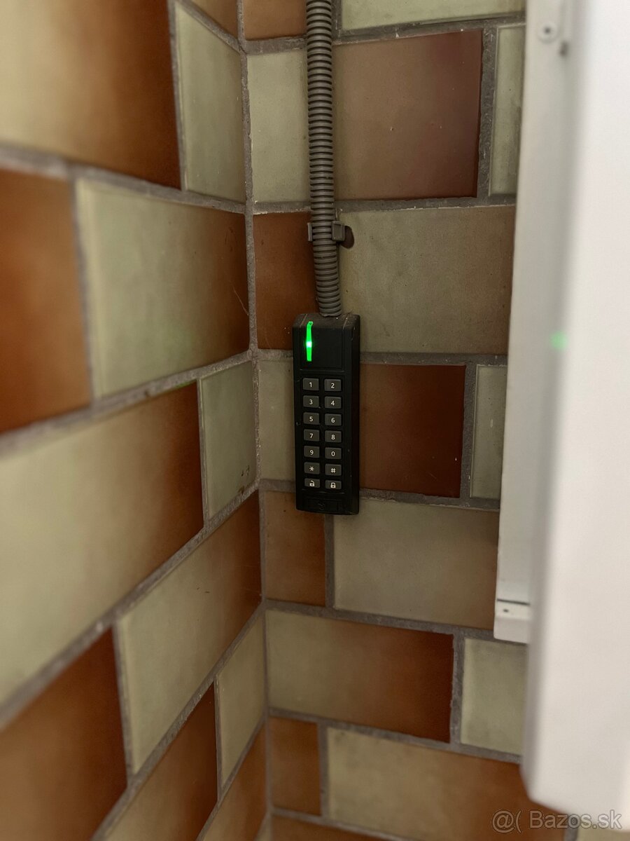 PRENÁJOM priestoru (vhodný na PNEUservis, AUTOservis.) - 11