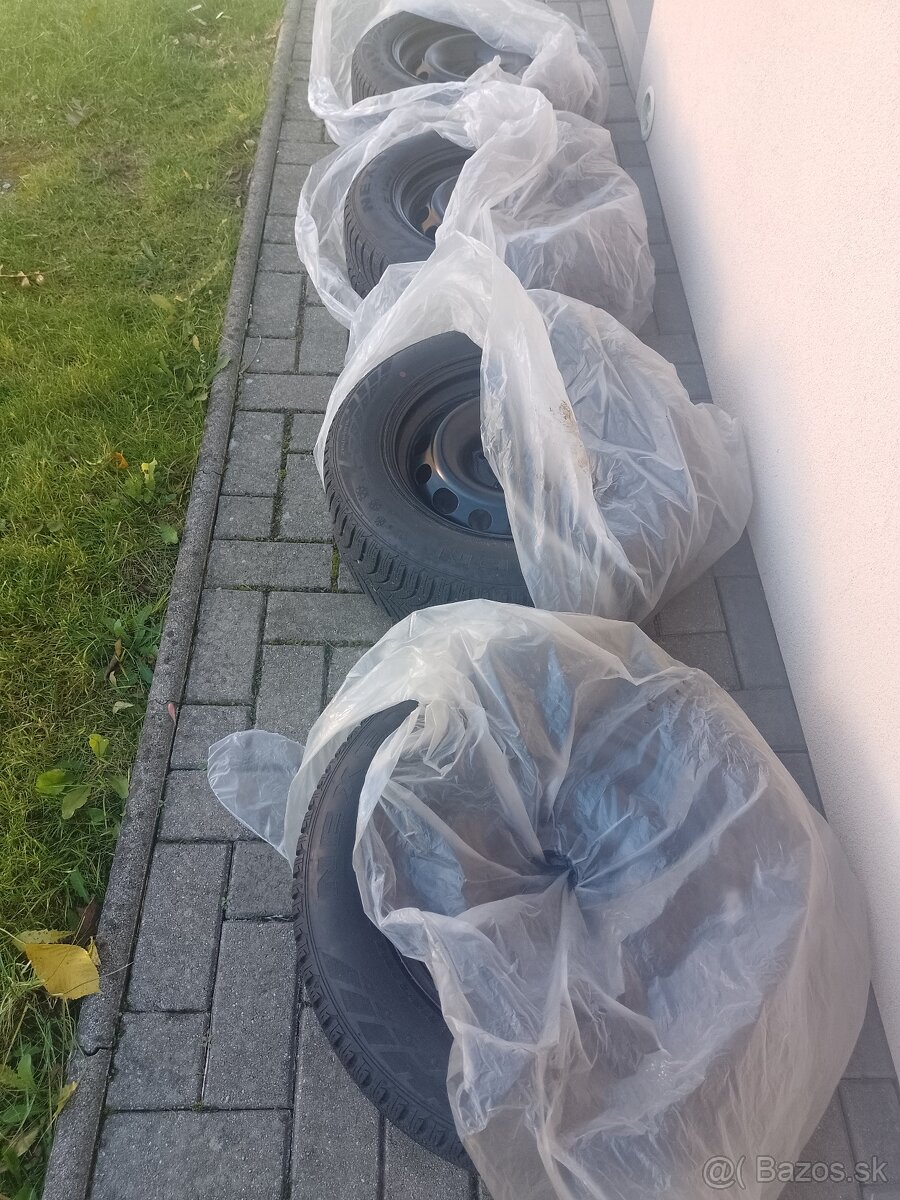4 x 108, 215/60 R16 ZIMNÁ SADA - ZÁNOVNÉ KOLESÁ - 11