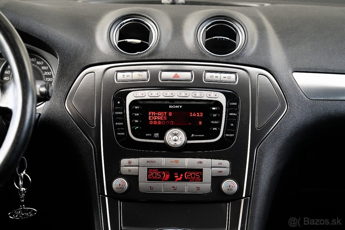 Ford Mondeo combi, 2.0TDCI TITANIUM 103kw, SR vozidlo - 11