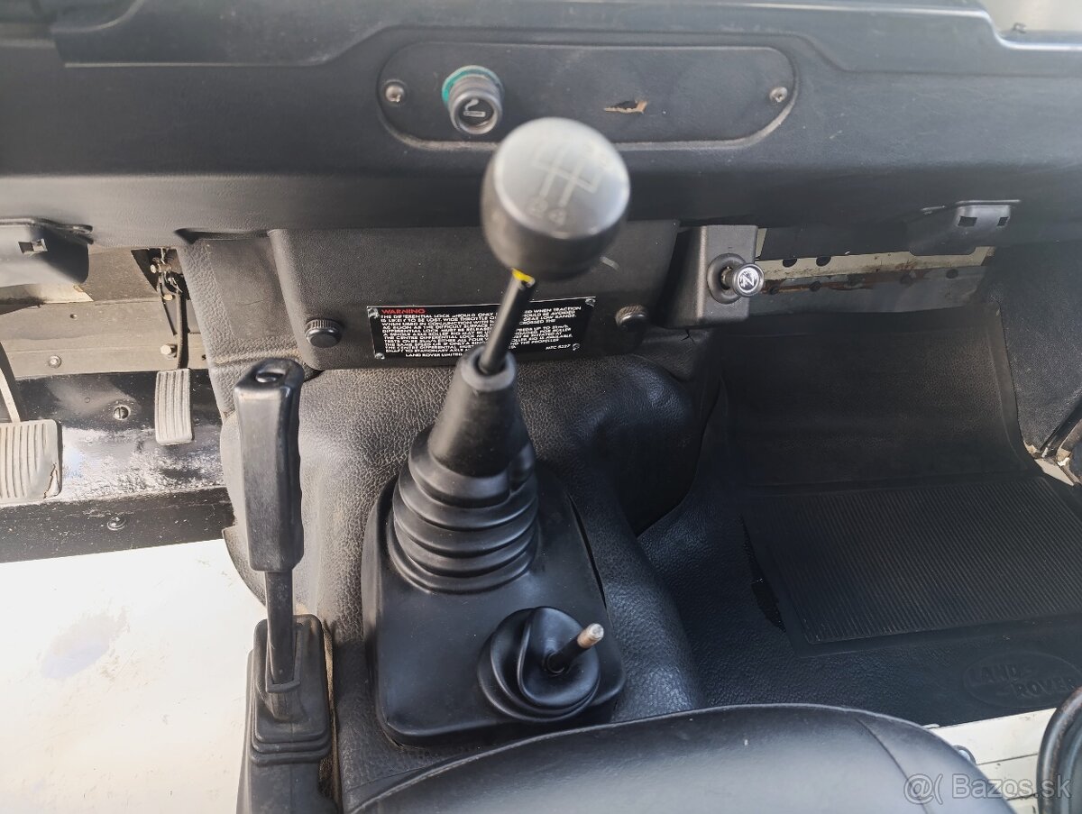 Land Rover Defender LDVA 90 H T O - 11