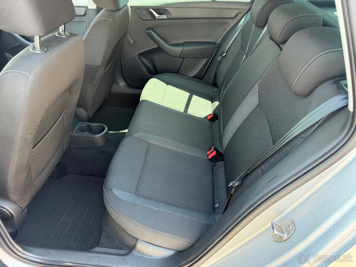 Škoda Rapid Spaceback 1.6 TDI CR - 11