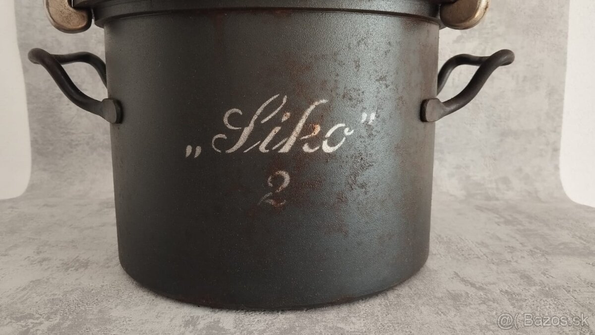 Velmi starý tlakový hrnec tz.tlakáč D.R.G.M - 11
