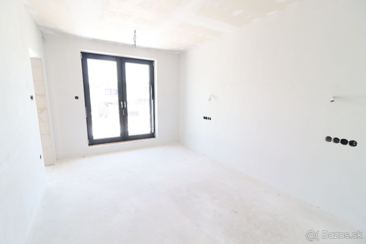 Ponúkame na predaj novostavbu - posledné 2 rodinné domy - S - 11