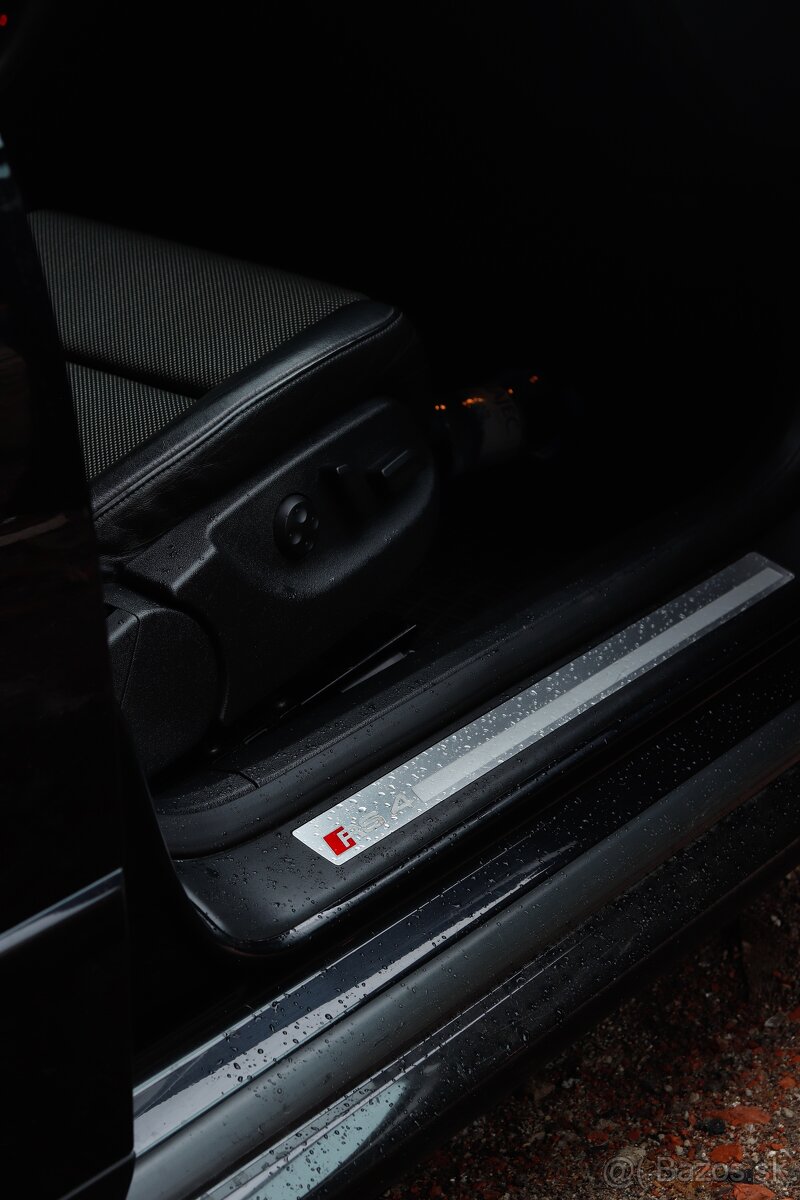 Audi RS4 avant b7 - 11