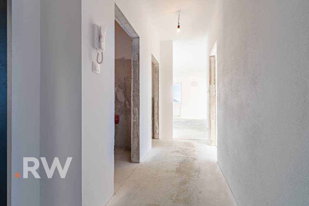 V ŠTANDARDE - 3 izb. BYT + loggia - 72,62 m2 - REZIDENCIA HL - 11