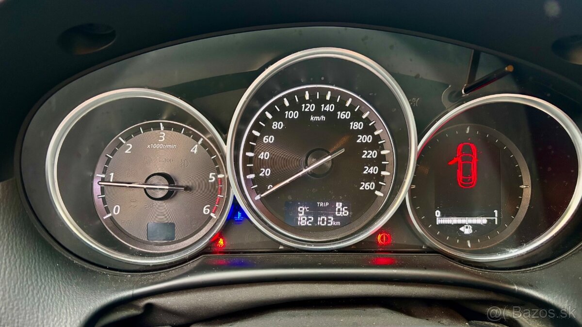 Mazda CX-5 2.2 Skyactiv-D AWD Challenge - 11